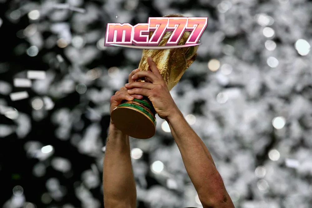 Pemain sedang menikmati permainan slot di perangkat seluler dengan latar belakang stadion yang megah